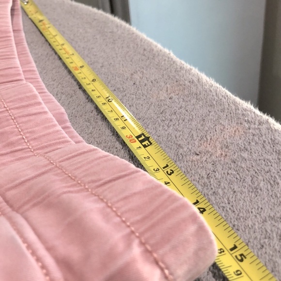 TIME & TRU PINK ELASTIC WAIST 4’ SHORTS WITH POCKETS SIZE JR S(4-6) - Picture 4 of 6